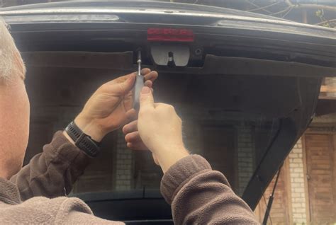 Teminis automobilio spynų remonto nuotrauka
