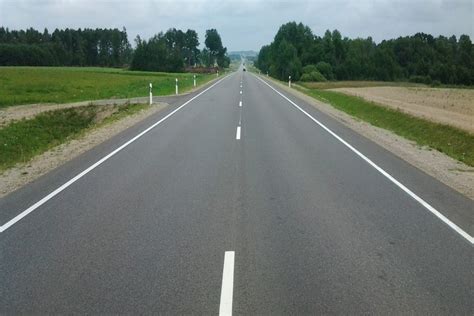 Apgadinto tilto atitvaro ir kelio provėžų nuotrauka