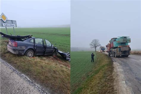 Automobilio „VW Passat“ ir krano susidūrimo vieta Panevėžio rajone
