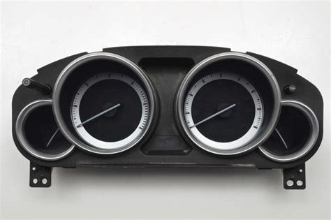 „Mazda Xedos 6“ automobilio interjeras, prietaisų skydelis