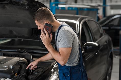 Škoda automobilis servise, techninės priežiūros darbai