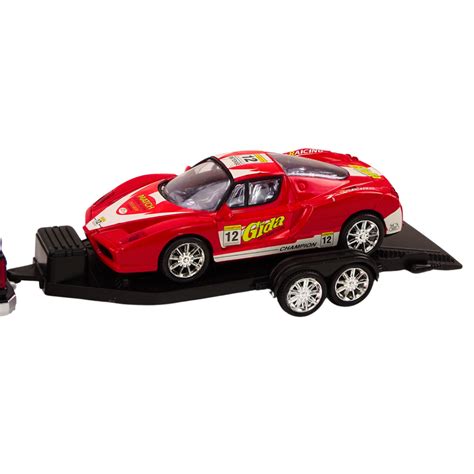 koncepcinė nuotrauka su įvairiais visureigių modeliais