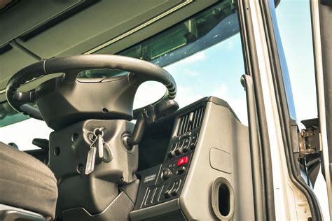 Vizualizacija, iliustruojanti sunkvežimio vairuotojo kasdienybę ir iššūkius