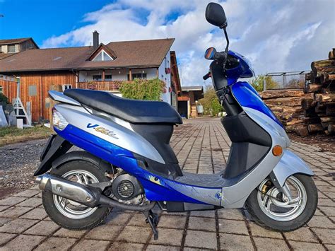 Peugeot V-Clic 50 motorolerio techninių parametrų infografika