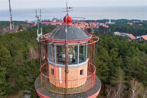 „Švyturio arenos“ pastato išorė, atspindinti modernų, katamaraną primenantį architektūrinį dizainą