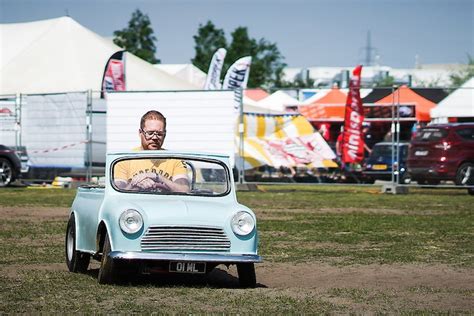 Mini automobilių suvažiavimas Zarasų saloje