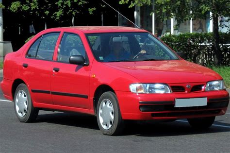 Nissan Almera N15 (1995-2000) hečbeko vaizdas