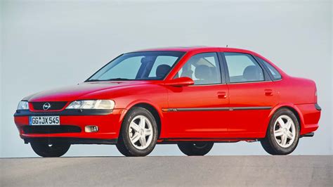 Vizualizacija: scheminis Opel Vectra B su VP44 kuro siurbliu