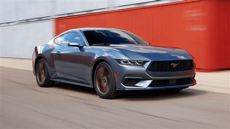 Šiuolaikinio Ford Mustang modelio istorinė evoliucija