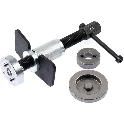 Nuotrauka su specialiu įrankiu, skirtu suspausti stabdžių suporto stūmokliuką