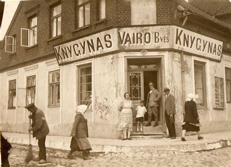istorinės nuotraukos iš Adolfo Šapokos laikų, vaizduojančios Vilnių ir jo gyventojus