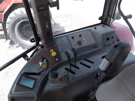 Case MXM130 traktoriaus schematinė hidraulinės vairo sistemos diagrama