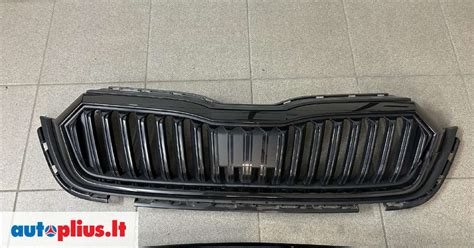 Skoda Octavia vRS kėbulo korozijos pažeidimų nuotrauka, pavyzdžiui, galinio dangčio ar durelių arkų