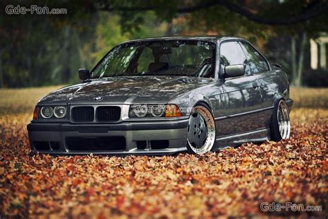 BMW E36 „Kregždės“ automobilio nuotrauka