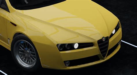 Alfa Romeo 159 interjero nuotrauka, pabrėžiant prietaisų skydelį