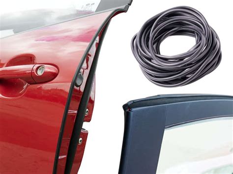 foto: pažeisti laidai gofroje tarp durelių ir automobilio kėbulo