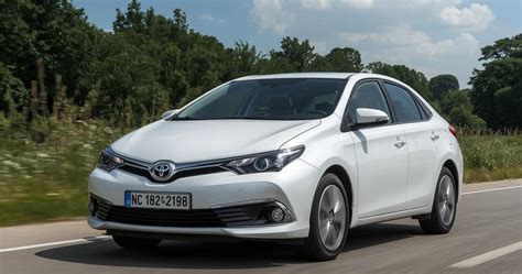 Pirmosios kartos Toyota Auris (2008 m.) hečbeko schema ir techninės charakteristikos