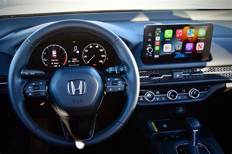 „Honda Civic“ interjeras su moderniomis technologijomis