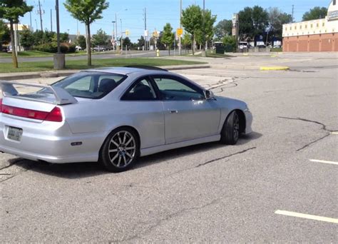 Honda Accord VI Coupe (elegantiškas, sportiškas dizainas)