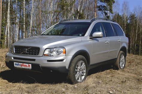 Pirmoji „Volvo XC90“ karta