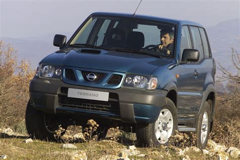 Nissan Terrano bekelėje