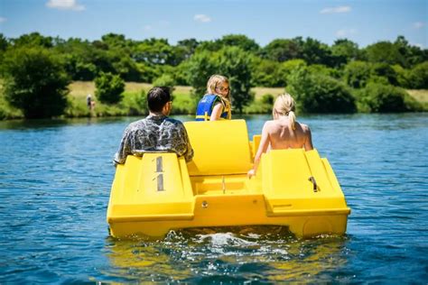 Nuotrauka, vaizduojanti stabdžio pedalo daviklį automobilyje