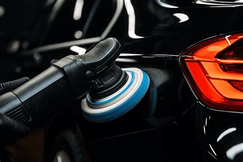 Paveikslėlis: automobilio lako pažeidimai ir defektai (įbrėžimai, oksidacija)