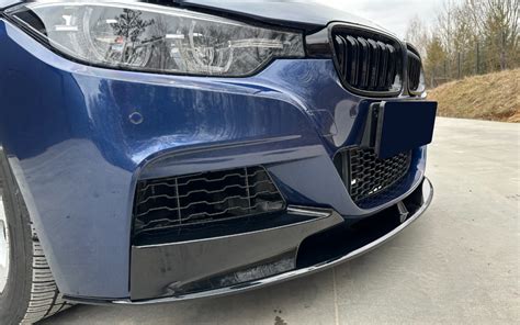Teminis automobilio BMW F30 priekinio žibinto atnaujinimo arba keitimo momentas