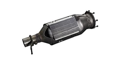 Pavaizduota DPF filtro išsidėstymo vieta automobilyje