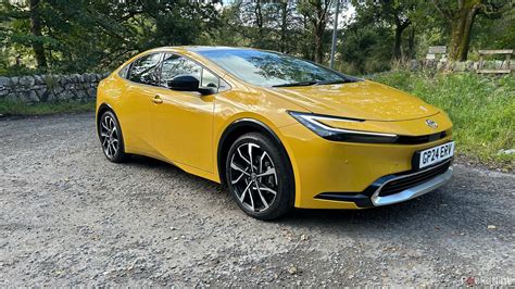 Toyota Prius II kartos profilio nuotrauka