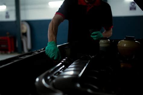 Automobilio dažų pažeidimai (įbrėžimai, oksidacija)