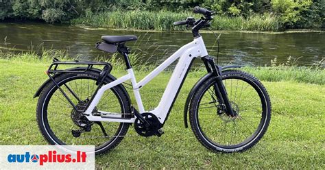 Tematinė nuotrauka: elektrinis dviratis su „Bosch“ pavara