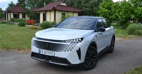 Naujojo Peugeot 3008 eksterjero dizainas