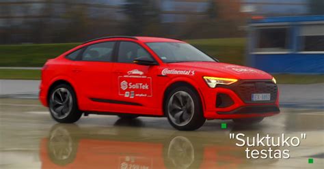 Teminis automobilis su keičiamomis padangomis