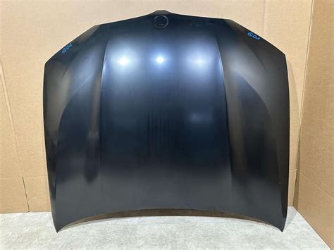 Naujas aukštos kokybės duslintuvo komplektas, paruoštas montavimui