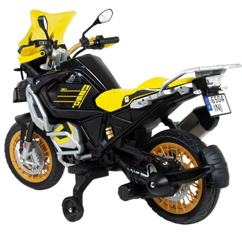 Teminis BMW motociklas su nuotykių padangomis
