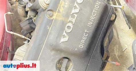 Volvo S80 droselinės sklendės vieta variklio skyriuje