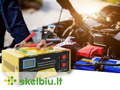 Automobilių akumuliatorių asortimento nuotrauka