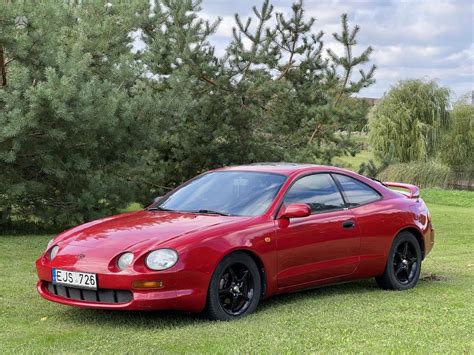 Toyota Celica (1994-2000 m. karta) kupė išorė