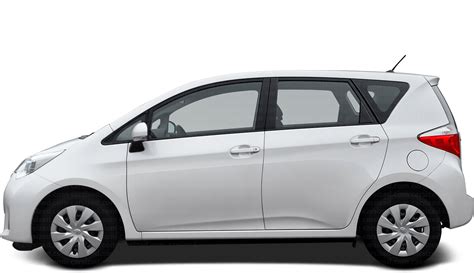 Toyota Verso S profilis, pabrėžiant kompaktiškumą ir erdvumą