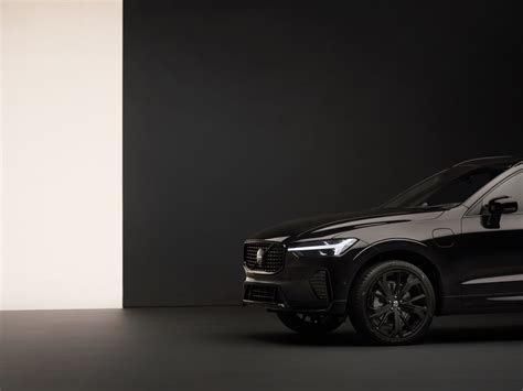Volvo XC60 nuotrauka su degalų sąnaudų grafiku