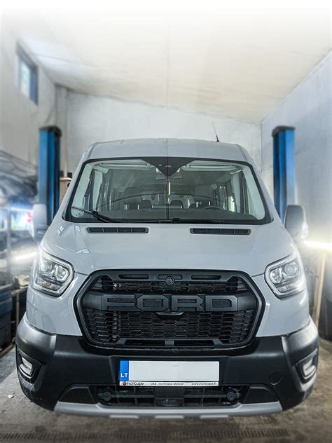 Infografika: Ford komercinių automobilių pardavimų struktūra - Transit šeimos modeliai, Ranger, kitos konfigūracijos