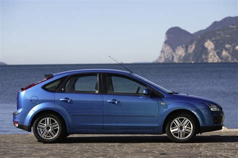 Tematinė Ford Focus MK2 Hatchback nuotrauka
