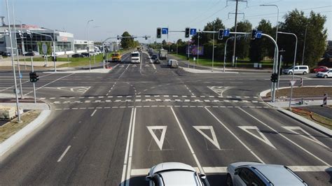 Schema Dubijos ir Serbentų gatvių sankryžos ir aplinkkelio schematinis vaizdas su naujomis atkarpos ir sankryžos vietomis.