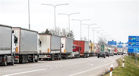 Inografika apie degalų limitą vilkikams iš trečiųjų šalių