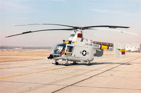 JAV sraigtasparnio HH-43 Huskie nuotrauka