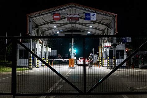 Muitinės kontrolės punktas su tikrinamu transportu
