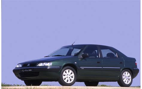 Citroen Xantia galinio tilto problema su iškrypusiais ratais (pavyzdys)