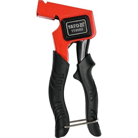 įvairių tipų dyglių ir tvirtinimo įrankių nuotrauka