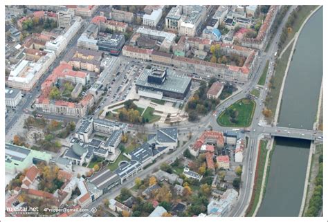 BMW muziejaus ir BMW Welt kompleksas iš paukščio skrydžio